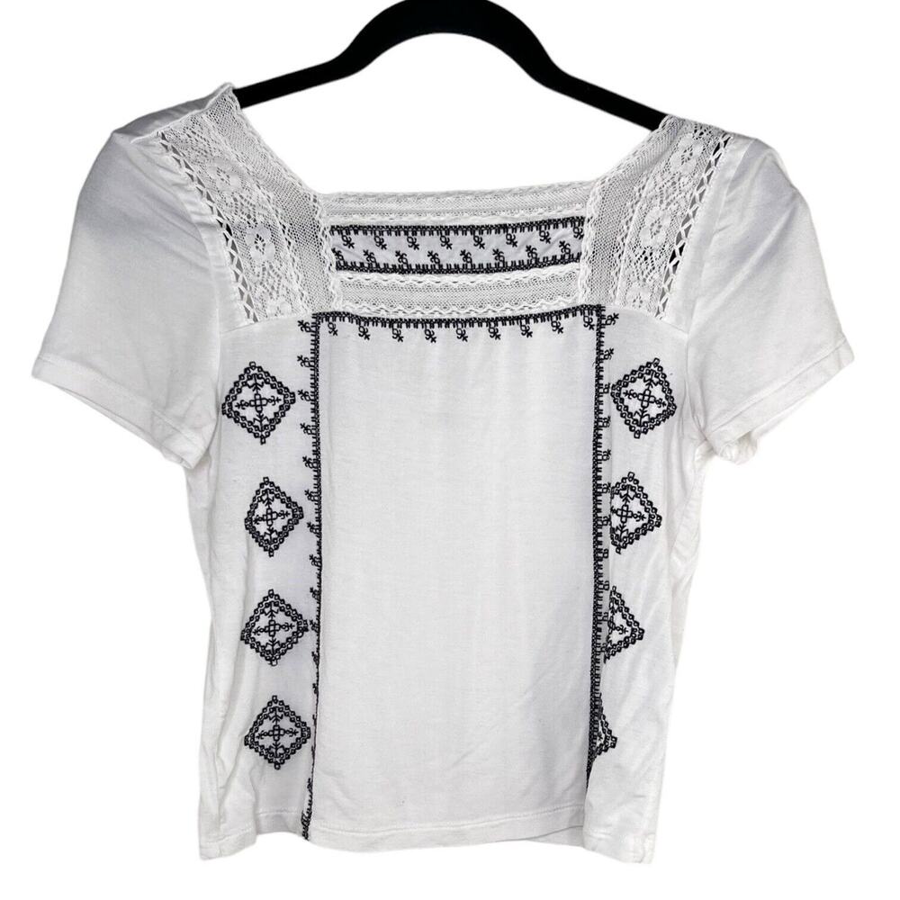 American Eagle Peasant Top White‎ Black Embroidered Boho Crop Flutter Sleeve XS